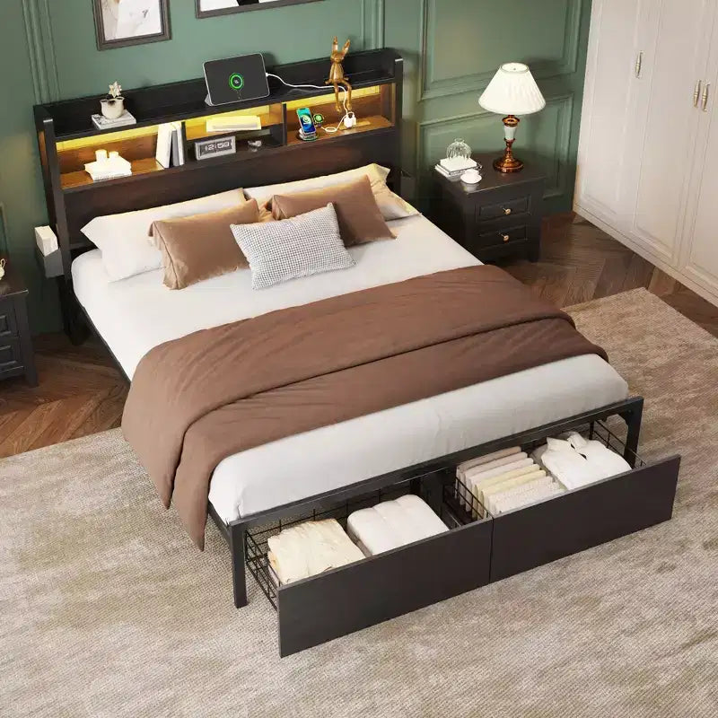 Cadre de lit plateforme Queen Size avec 2 tiroirs de rangement Tête de lit en bois Étagère Lumières LED Station de recharge Support en métal noir Aucun sommier tapissier requis Maison