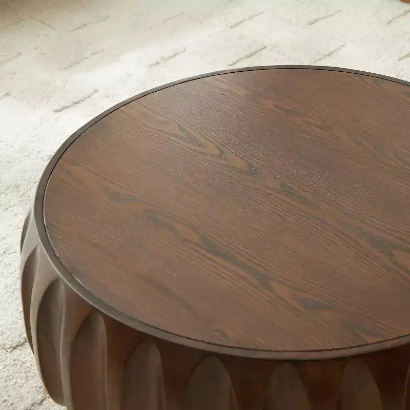 Table basse ronde en bois de 31,5 po, table basse centrale en bois cannelé sculpté de style moderne du milieu du siècle pour salon ou appartement - Panipeachy